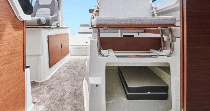 4ee505d831fe15b429cd036f6c9d5fba 710x375 - Merry Fisher 795 Série 2