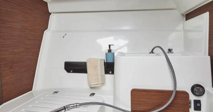 68fdc7794fb2521400f9c595dffbf8f0 710x375 - Merry Fisher 795 Série 2