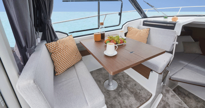 7bda0a53b8c8353f86f714a62e297ca6 1 710x375 - Merry Fisher 795 Série 2