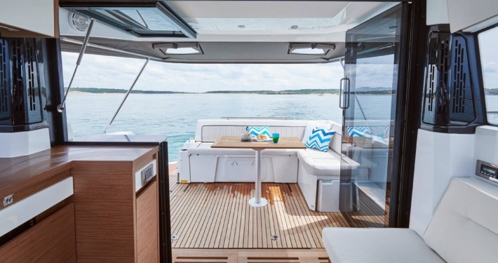 bateau neuf new concept nc 37 FP4 710x375 - NC 37