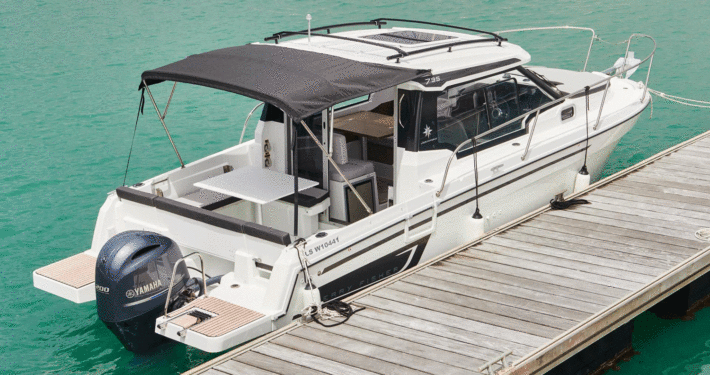 e394030e9401620bd5ffe360d7fe1ae9 710x375 - Merry Fisher 795 Série 2