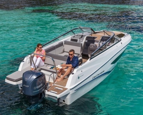 Cap Camarat 7.5 DC mini ba4057f5df771400aba75cdf478600f1 495x400 - Cap Camarat 7.5 DC