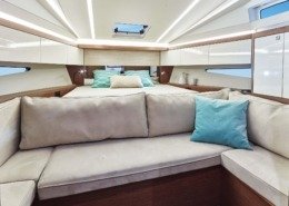 bateau jeanneau leader 33 FP14 260x185 - Leader 33 open avec arceau