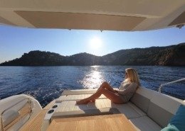 bateau jeanneau leader 33 FP7 260x185 - Leader 33 open avec arceau