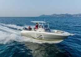 Cap Camarat 7.5 CC Série 3 d8a7db232555c9b04c8a7f5fe2eef93d 260x185 - Cap Camarat 7.5 CC Série 3