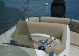 bateau location cap ferret black fin elegance 8 FP13 260x185 - Black Fin Elegance 8