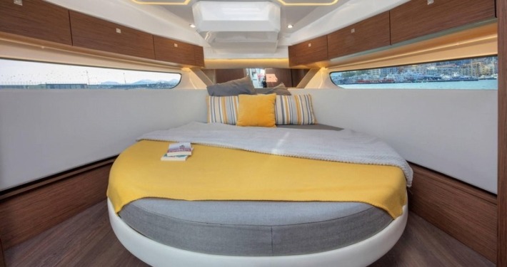 mini 8252ca191d255e4aa177690328ed4ea8 710x375 - Merry Fisher 1095 FLY