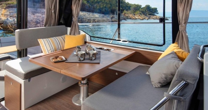 mini da78d4858b2b7bff8348668b500296fc 710x375 - Merry Fisher 1095 FLY