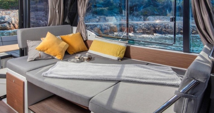 mini fb47bce01f9522d29ca734adead61d23 710x375 - Merry Fisher 1095 FLY