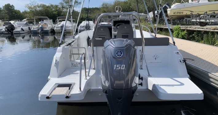 CAP CAMARAT 6 46 710x375 - Cap Camarat 6.5 CC S&eacute;rie 3