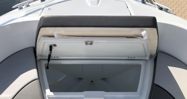 Cap Camarat 6.5 CC Série 3 CAP CAMARAT 6 5 3 3 710x375 - Cap Camarat 6.5 CC Série 3