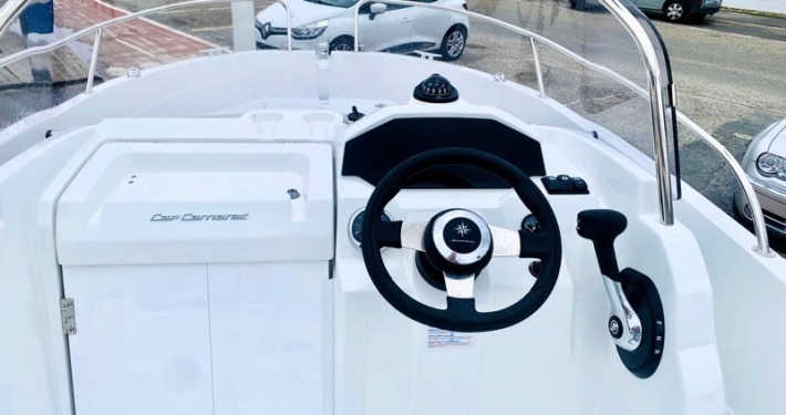 CC 5 2 710x375 - Cap Camarat 5.5 CC S&eacute;rie 2