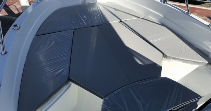 CC 5 5 710x375 - Cap Camarat 5.5 CC S&eacute;rie 2