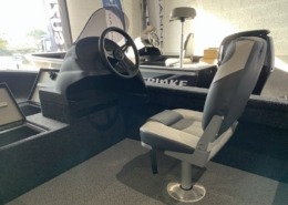 Riverlake 465 FMSC 12 260x185 - Riverlake 465 Side Console