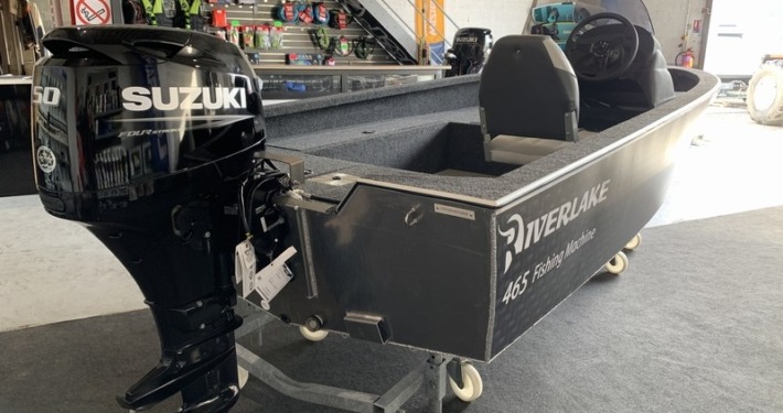 Riverlake 465 FMSC 9 710x375 - Riverlake 465 Side Console