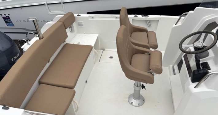 Cap Camarat 6.5 CC Série 2 Cap Camarat 6 17 1 710x375 - Cap Camarat 6.5 CC Série 2