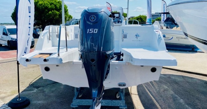 Cap Camarat 6.5 CC Série 3 Cap Camarat 6.5 CC 15 1 710x375 - Cap Camarat 6.5 CC Série 3