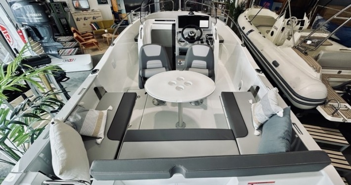 mini IMG 4242 1 710x375 - Cap Camarat 6.5 CC S&eacute;rie 3