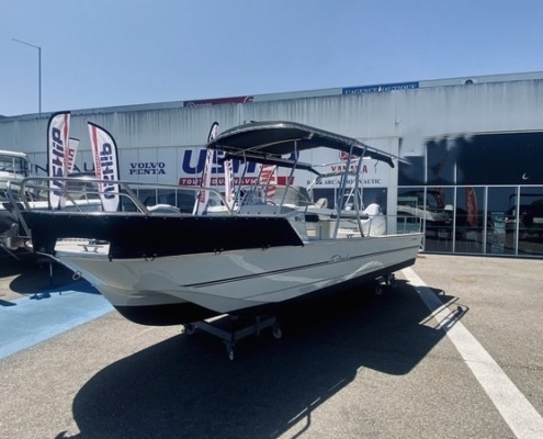 Ti Beach Canot 11 1 495x400 - Bateaux à moteurs