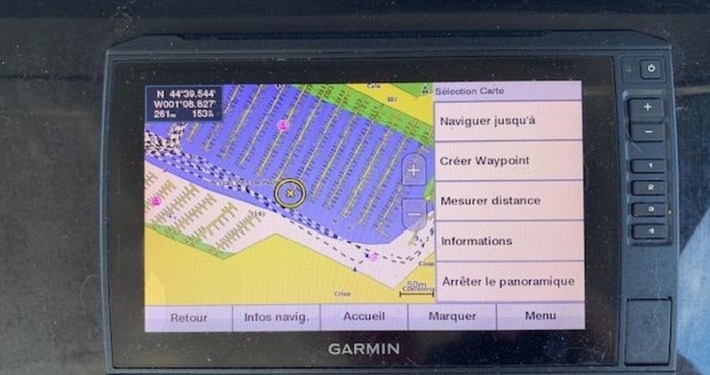 11 1 710x375 - Jeanneau Cap Camarat 9.0 Wa