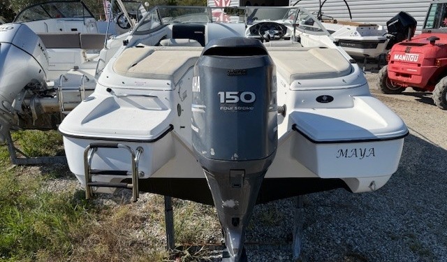 6 640x375 - Jeanneau Doral 216CC