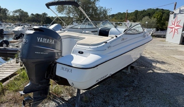 7 640x375 - Jeanneau Doral 216CC