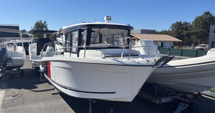 Jeanneau Merry Fisher 695 Sport mini Merry Fisher 695 Sport 12 710x375 - Jeanneau Merry Fisher 695 Sport