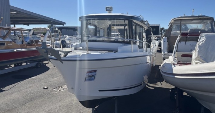Jeanneau Merry Fisher 695 Sport mini Merry Fisher 695 Sport 13 710x375 - Jeanneau Merry Fisher 695 Sport