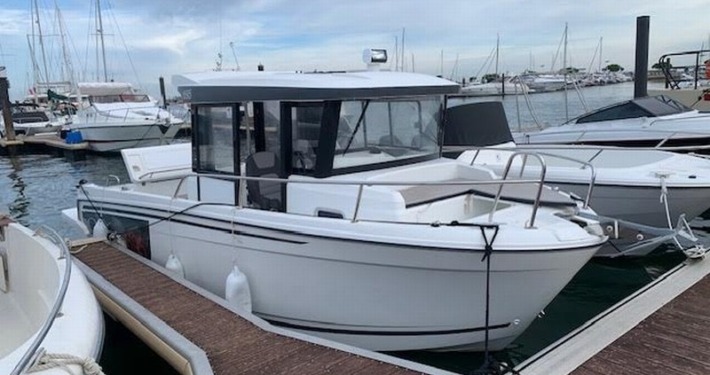 1 710x375 - Jeanneau Merry Fisher 695 Marlin