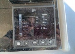 12 1 260x185 - Jeanneau Cap Camarat 9.0 Wa