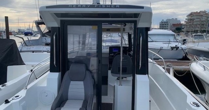 7 710x375 - Jeanneau Merry Fisher 695 Marlin