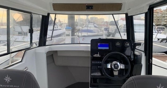 9 710x375 - Jeanneau Merry Fisher 695 Marlin