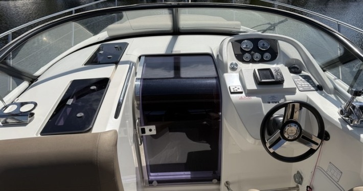 BAVARIA 29 18 710x375 - BAVARIA 29 SPORT