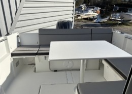 BOUCHEZ 695 SPORT 25 260x185 - Jeanneau Merry Fisher 695