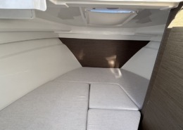 BOUCHEZ 695 SPORT 29 260x185 - Jeanneau Merry Fisher 695