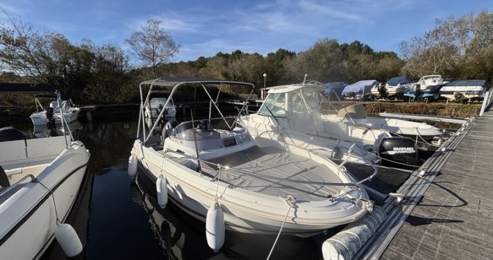 CAP CAMARAT 5 19 710x375 - Jeanneau Cap Camarat 5.5 WA S2