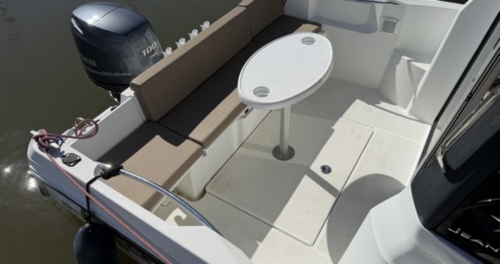 Merry Fisher 605 4 710x375 - Jeanneau Merry Fisher 605