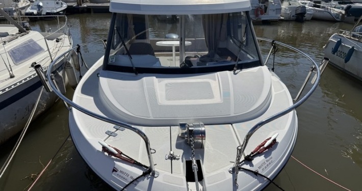 Merry Fisher 605 5 710x375 - Jeanneau Merry Fisher 605