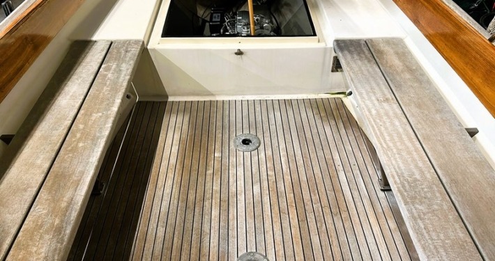 Pinasse Debord & Charmet Pinase Debord 6 710x375 - Pinasse Debord & Charmet