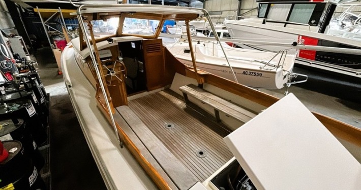 Pinase Debord 9 710x375 - Pinasse Debord & Charmet