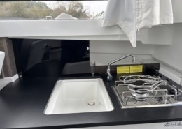 BOUCHEZ 695 SPORT 11 260x185 - Jeanneau Merry Fisher 695