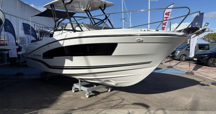 CC 7.5 WA 3 2 710x375 - Cap Camarat 7.5 WA S&eacute;rie 3