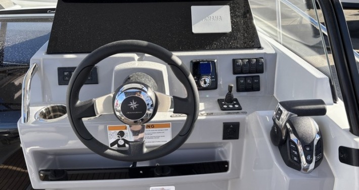 CC 7.5 WA 3 7 710x375 - Cap Camarat 7.5 WA S&eacute;rie 3