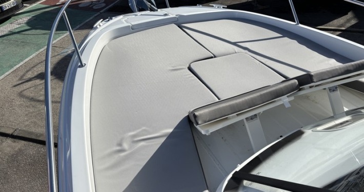 CC 7.5 WA 3 9 710x375 - Cap Camarat 7.5 WA S&eacute;rie 3