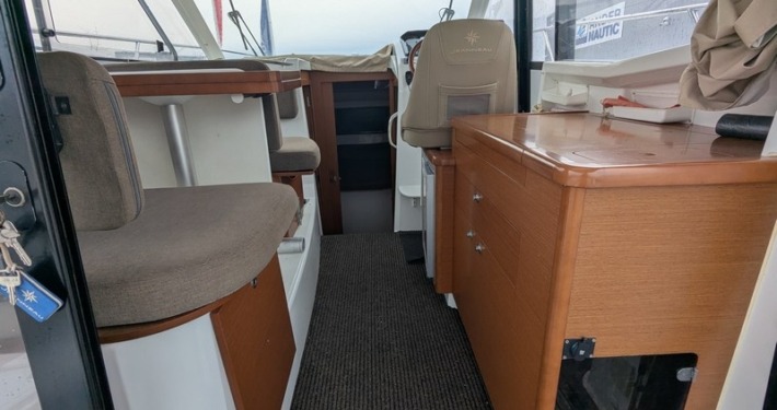 Merry Fisher 855 croisisere 13 710x375 - Jeanneau Merry Fisher 855 Croisi&egrave;re