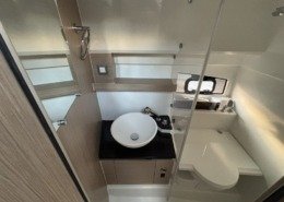 Cap Camarat 9.0 WA 2 12 260x185 - Cap Camarat 9.0 WA S&eacute;rie 2