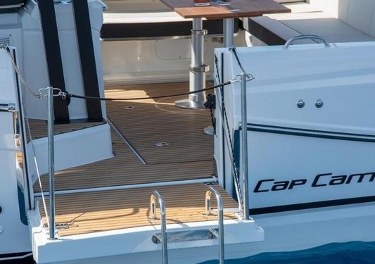 Cap Camarat 9.0 WA Série 2 Cap Camarat 9.0 Wa 13 533x375 - Cap Camarat 9.0 WA Série 2