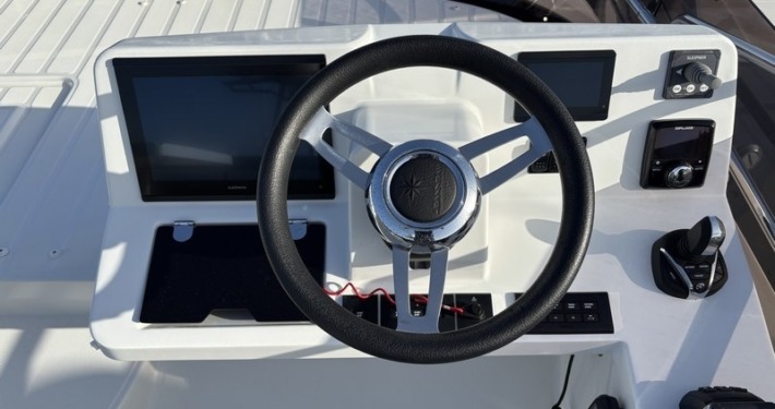 Jeanneau Merry Fisher 1295 Fly mini 17 710x375 - Jeanneau Merry Fisher 1295 Fly