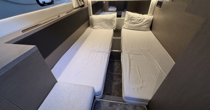 Jeanneau Merry Fisher 1295 Fly mini 20 710x375 - Jeanneau Merry Fisher 1295 Fly