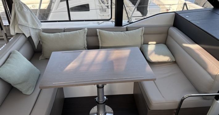 Jeanneau Merry Fisher 1295 Fly mini 9 710x375 - Jeanneau Merry Fisher 1295 Fly